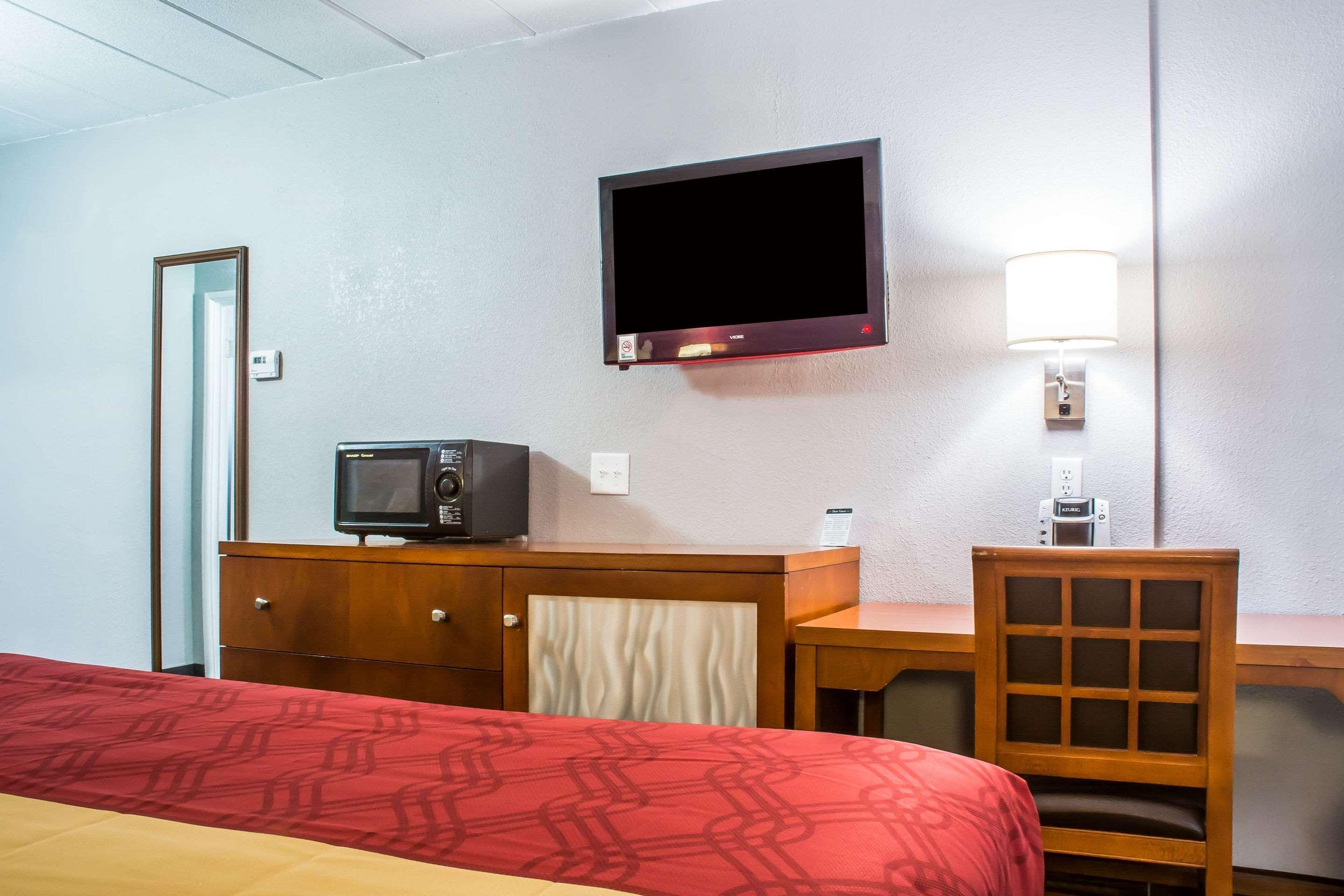 Econo Lodge Brockport Экстерьер фото