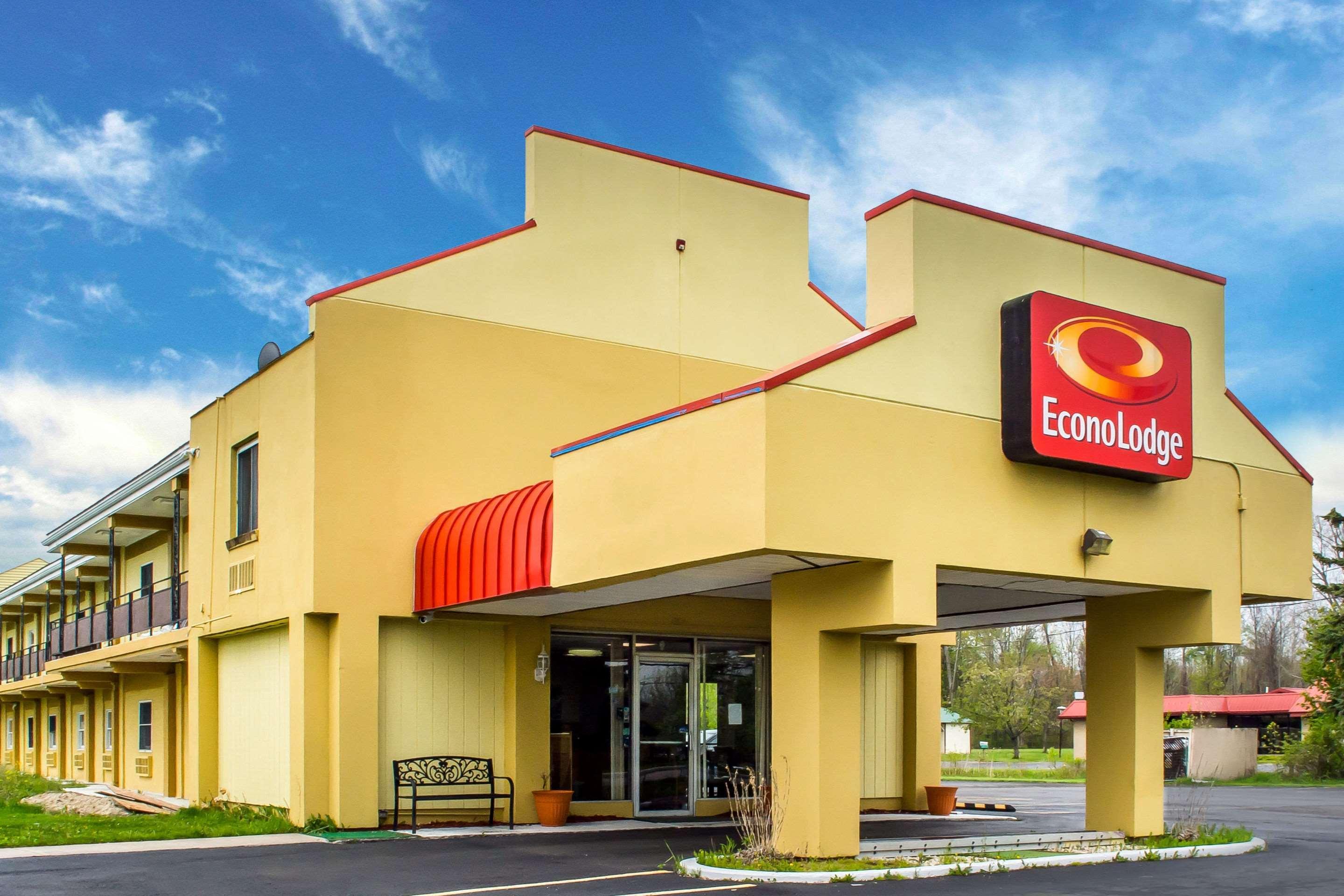 Econo Lodge Brockport Экстерьер фото